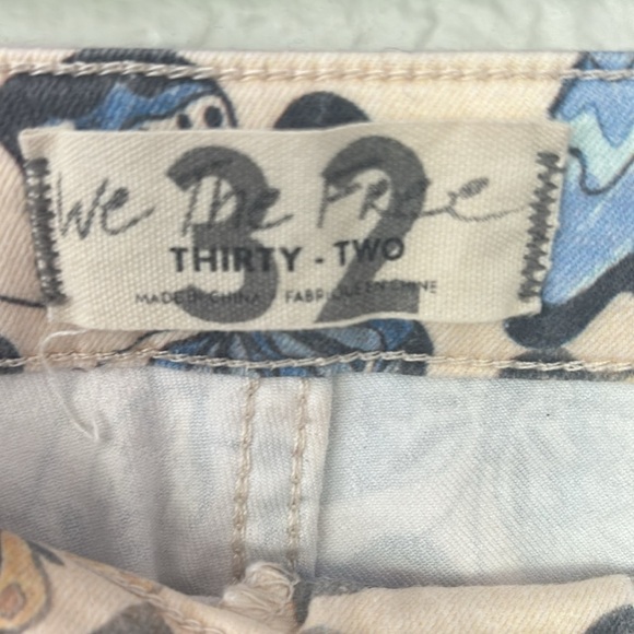 Free People Just Float On Butterfly Print flare leg raw hem denim Pants 32 - Picture 6 of 13